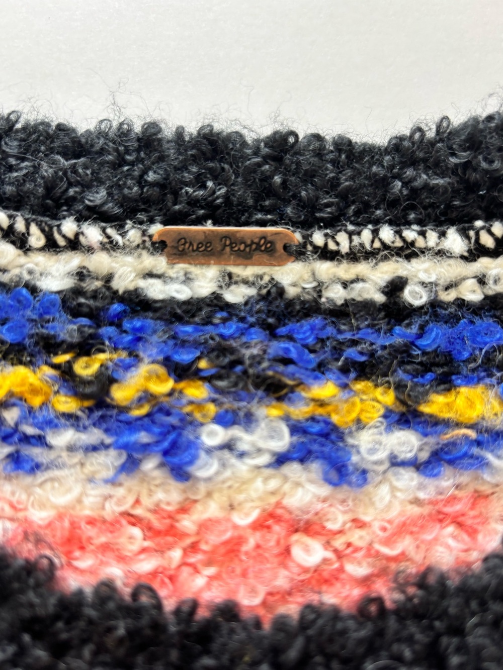 Free People Sz M Alpaca Blend Fuzzy Crew Sweater Indie Boho Abstract Fair Isle - Picture 7 of 14